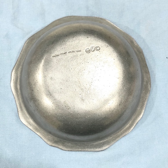 Vintage Armetale 9” Serving Bowl-Queen Anne - Picture 4 of 7